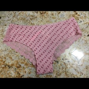 NWT Victoria’s Secret Pink Seamless Cheekster